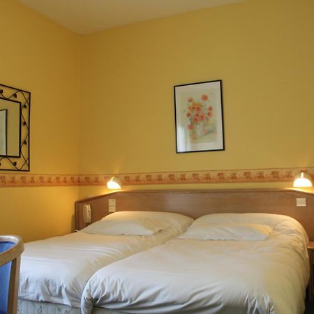 Hotel Des Bains Lancieux Habitación foto