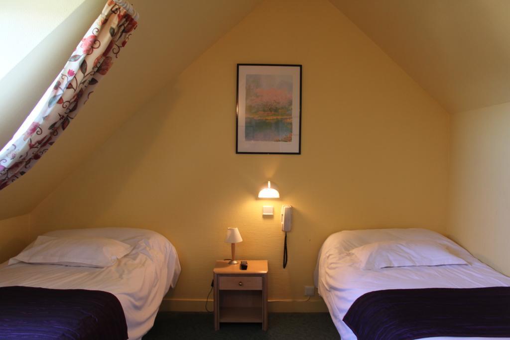 Hotel Des Bains Lancieux Habitación foto