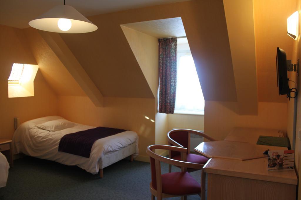 Hotel Des Bains Lancieux Habitación foto